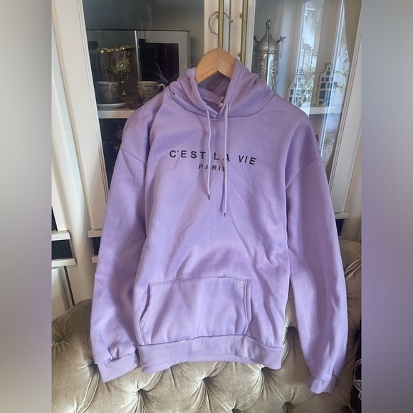 Lavender C’est LA Vie Paris sweatshirt. Size 4XL - Picture 1 of 2